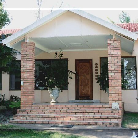 Rosegarden Guesthouse Pongola Eksteriør billede