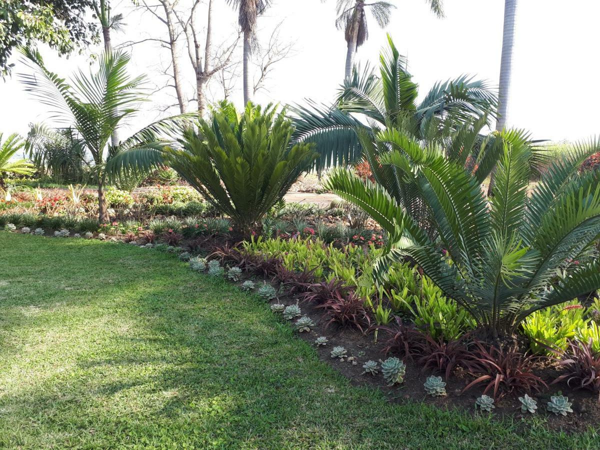 Rosegarden Guesthouse Pongola Eksteriør billede